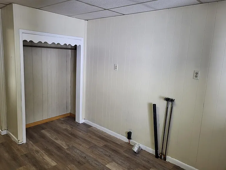 2432 Main St — Photo 7