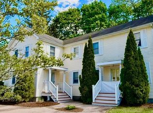 31 Peachtree Rd, North Kingstown, RI 02852