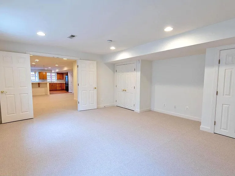 12982 Highland Oaks Ct — Photo 10
