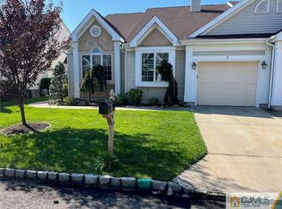 9 Aberdeen Way, Monroe Township, NJ
