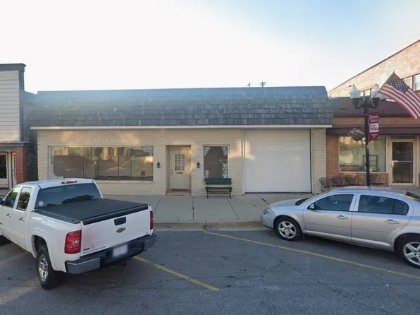 197 Baldwin St #1, Sharon, WI 53585