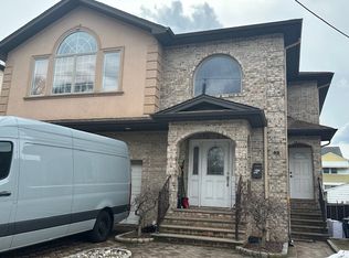 92 Kossuth St #2, Wallington, NJ 07057