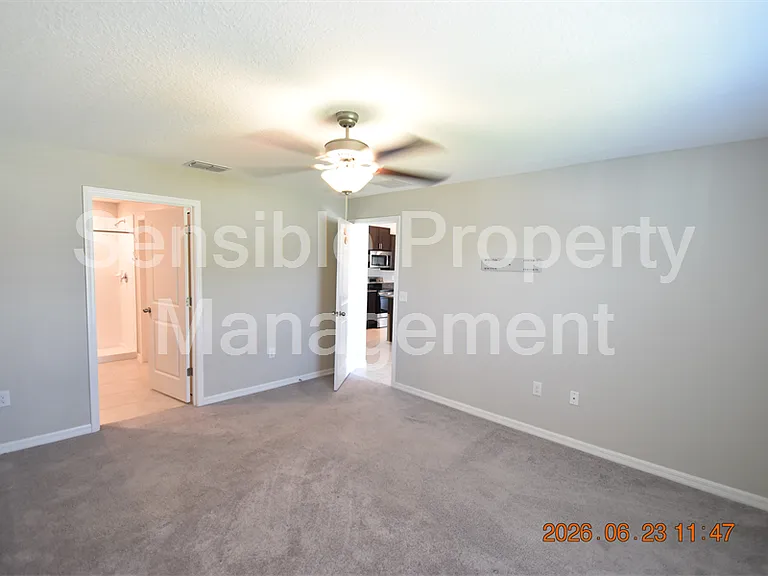 13021 Meadow Pond Pl — Photo 19