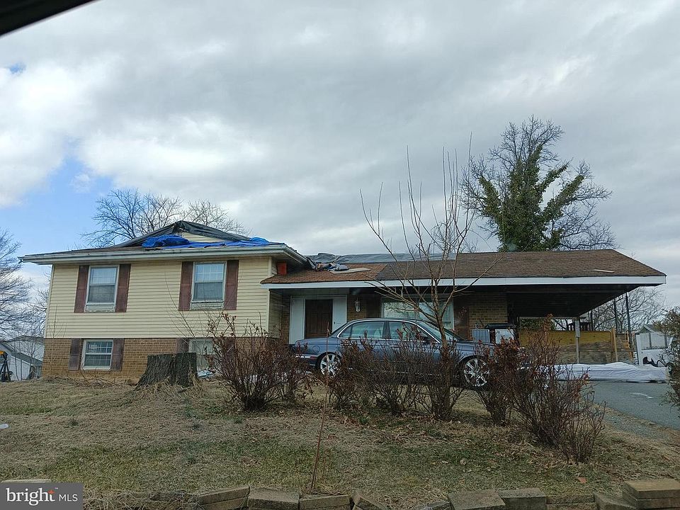 2nd image of 1201 E Holly Ave