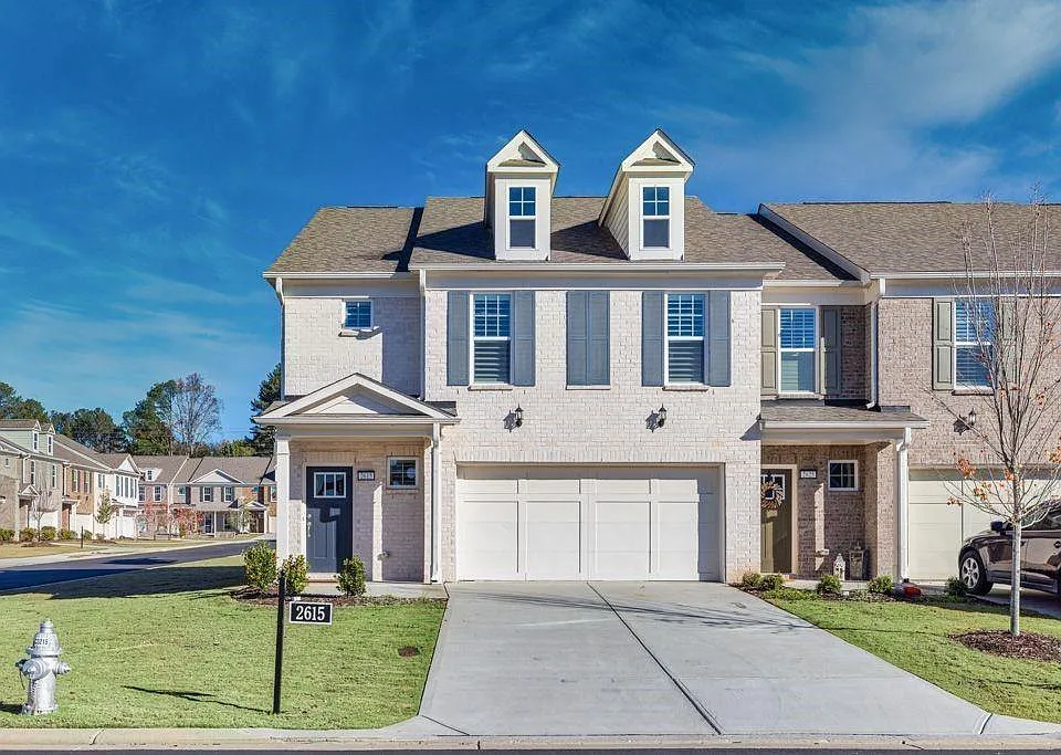 2615 Quarterdeck Dr