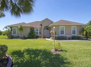 107 Becker Ave, Sebastian, FL 32958