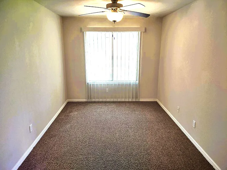 7332 Meadow Sage Dr — Photo 17