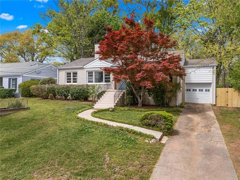 2346 Sanford Rd photo 1