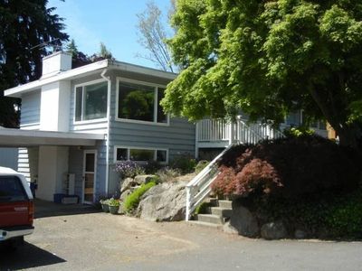 19115 37th Ave S, Seattle, WA, 98188