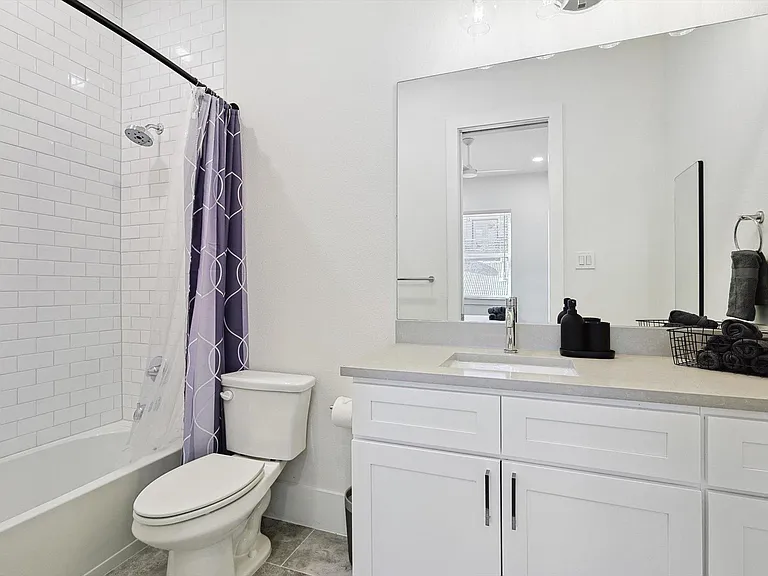 1805 Browder St #102 — Photo 20