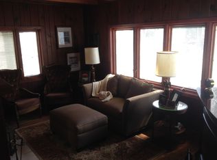 163 Lovejoy Ave, Waterloo, IA 50701