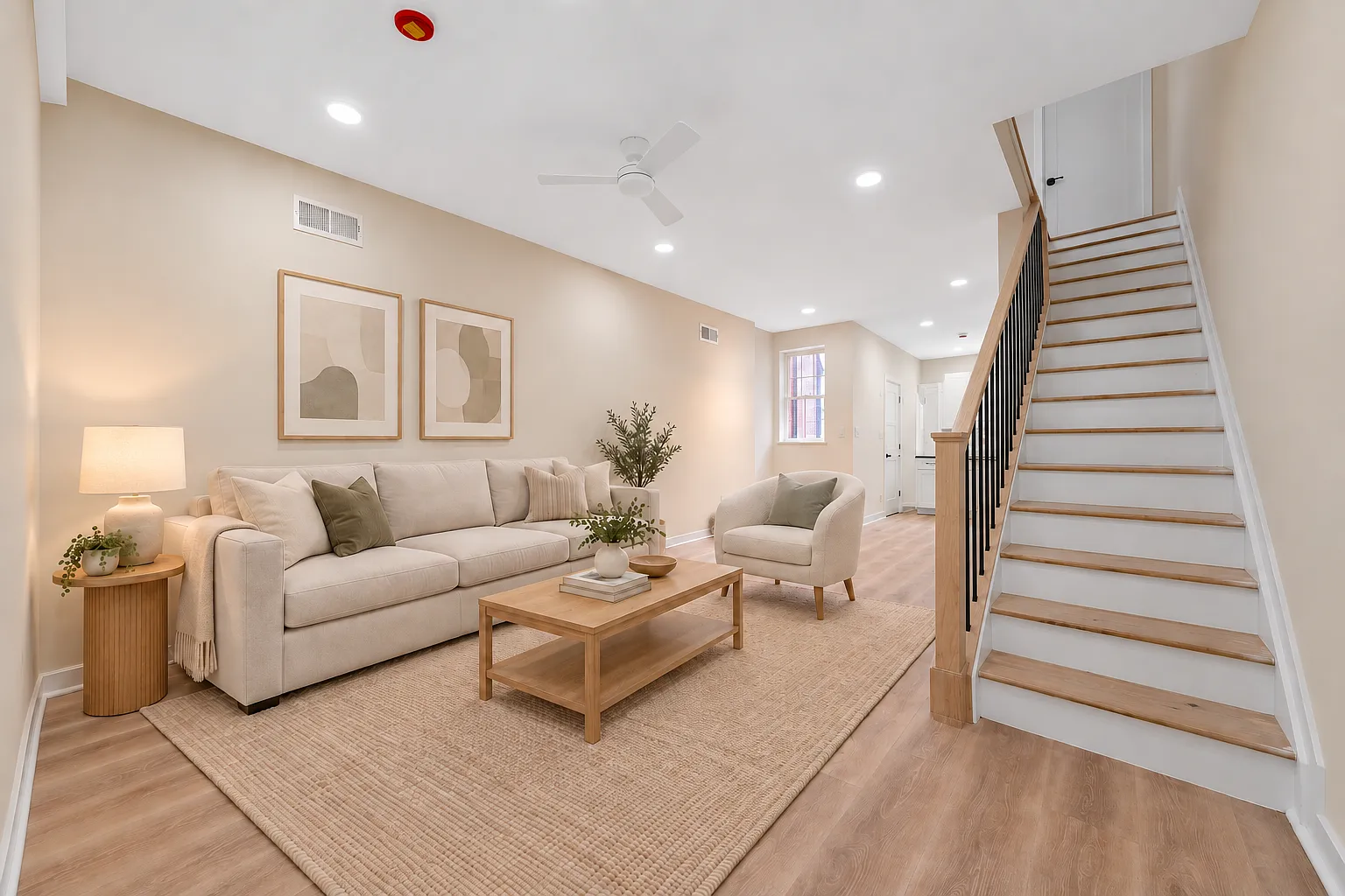 3 bed, 1399 sqft, $2,395 — Photo 1