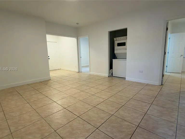 808 84th St #810 — Photo 7