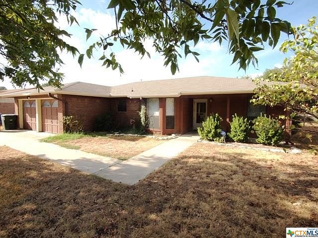 1st image of 2707 Phyllis Dr