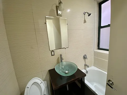 Rented by Simply Brooklyn Realty Inc | media 10