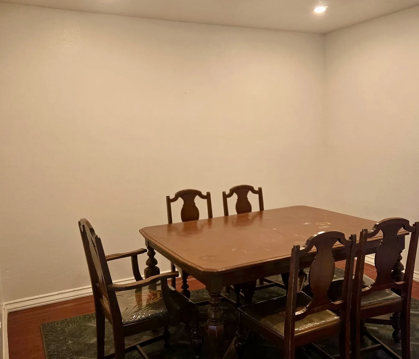 3 bed, 2021 sqft, $3,950 — Photo 3