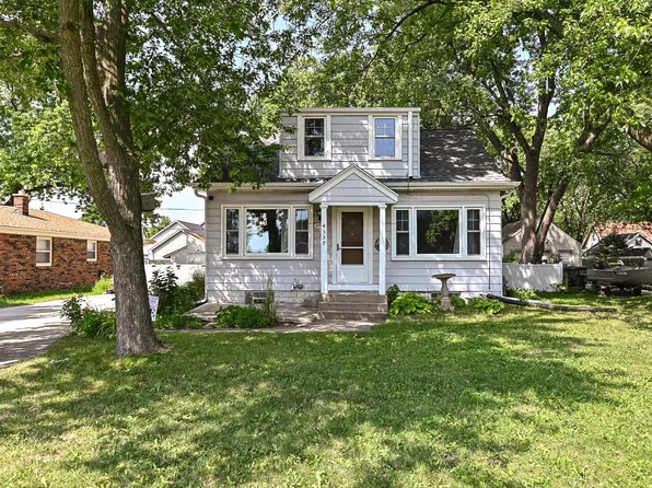 4337 South 45th STREET, Greenfield, WI 53220