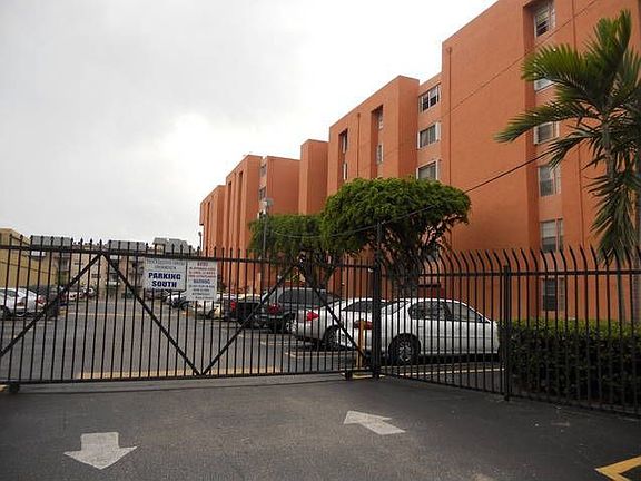 2nd image of 750 NW 43rd Ave APT 206