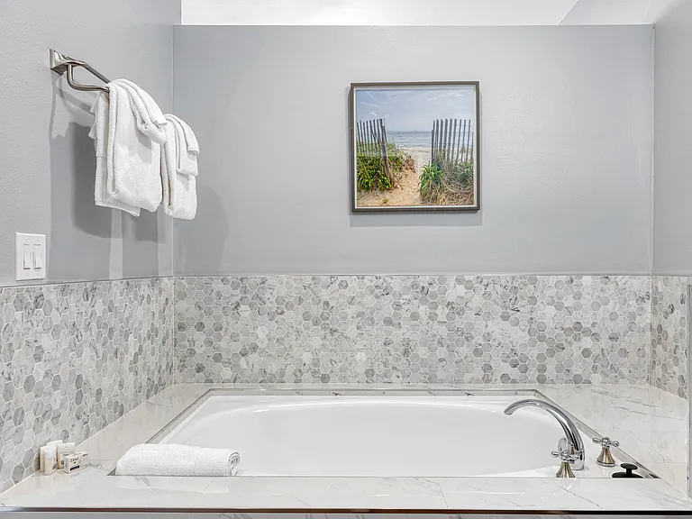32 Los Cabos — Photo 25