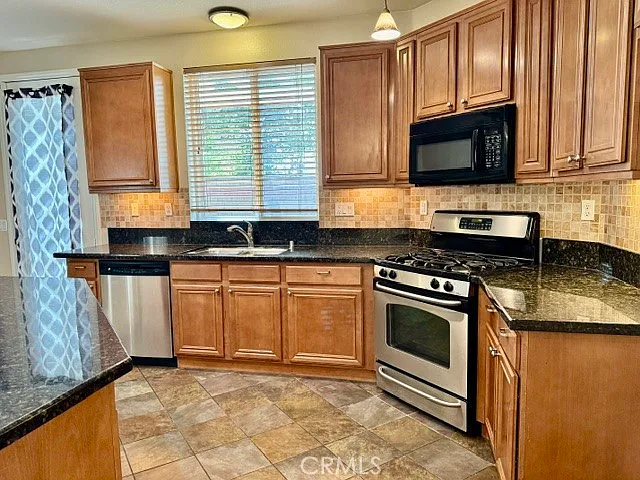 1379 Valley Rose Way — Photo 8