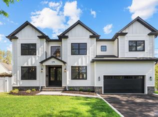 179 Reid Way, Paramus, NJ 07652