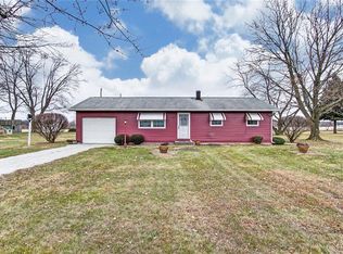 5295 Peters Rd, Tipp City, OH 45371