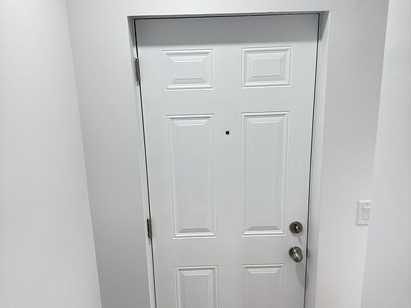 3rd image of 89 Conarty Cres #Basement