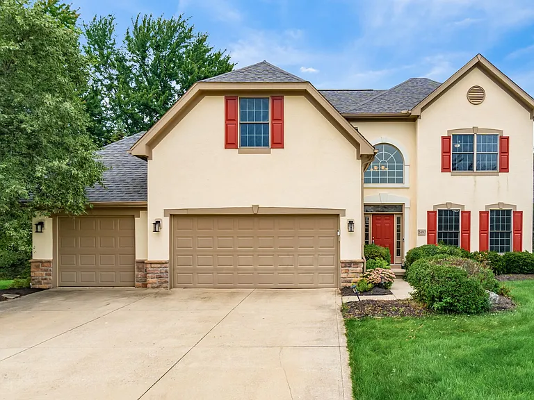 2497 Coltsbridge Dr — Photo 1