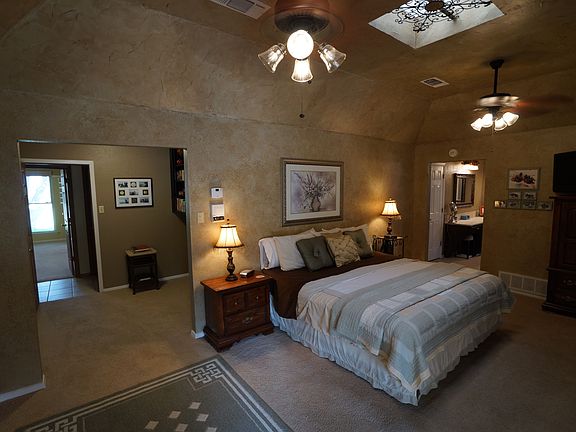 Master Bedroom (view 2)