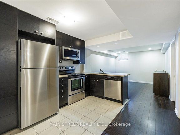 4th image of 10 Usherwood St #Basement