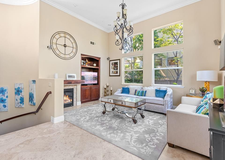 1st image of 2757 Villas Way