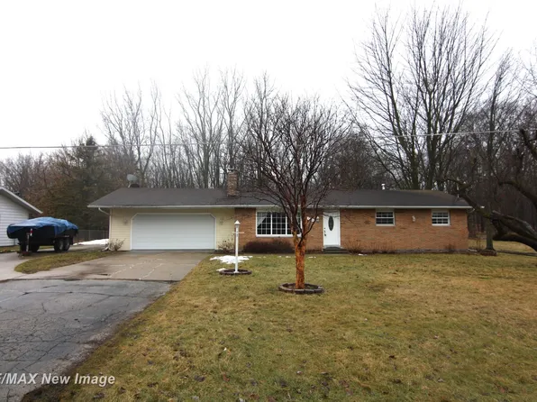 12495 Frost Rd, Hemlock, MI 48626