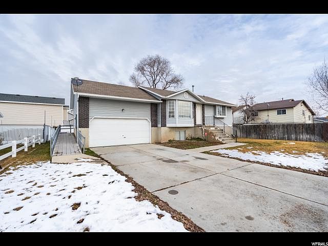 1st image of 3356 W Tess Ave