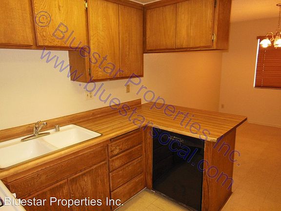 4th image of 16378 Sequoia Ave APT 10