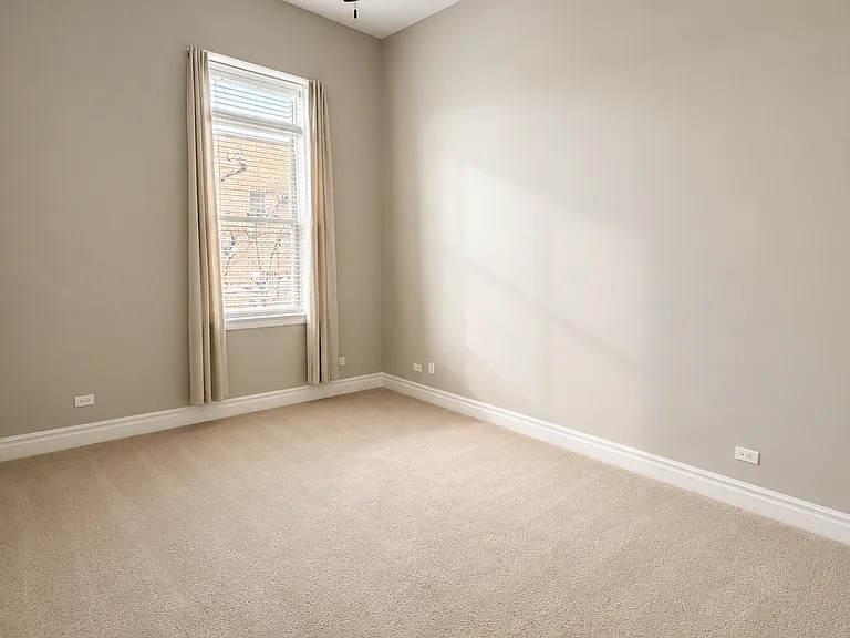 1470 W Carmen Ave #301 — Photo 18