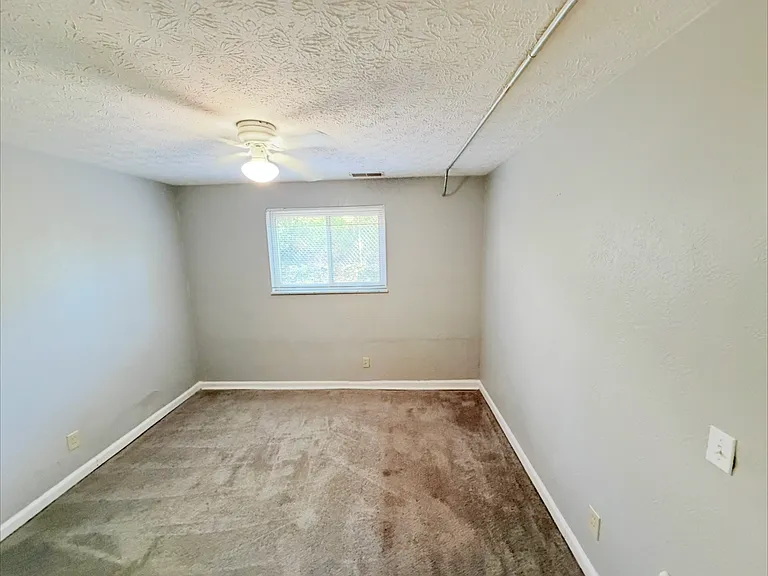 1437 Ambrose Ave #3 — Photo 21