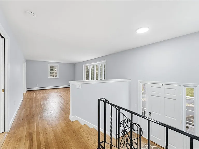 38 Juniper Ln — Photo 16