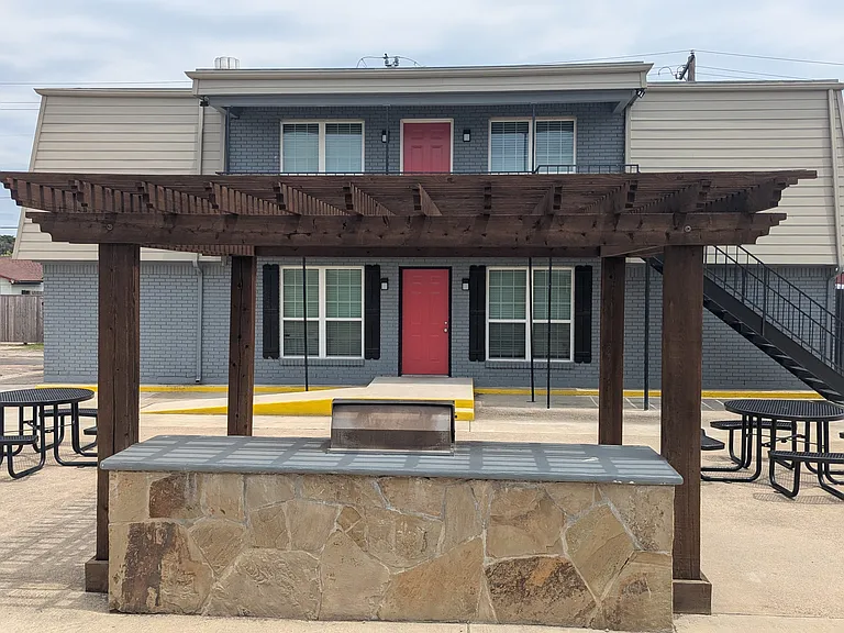 Crossings Apartments — Photo 7
