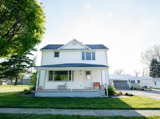 217 A St, Genoa, IL 60135