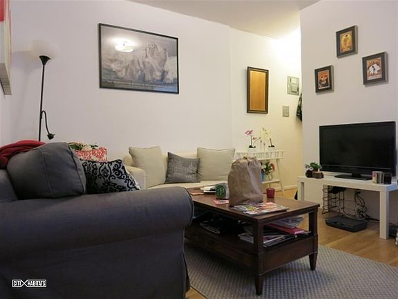 5th image of 166 E 91st St APT 3A