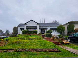 520 Boundary Rd N, Burnaby, BC