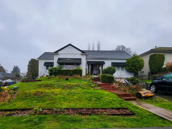 520 Boundary Rd N, Burnaby, BC V5K 3T3