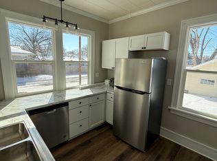 2804 Arlington Ave, Davenport, IA