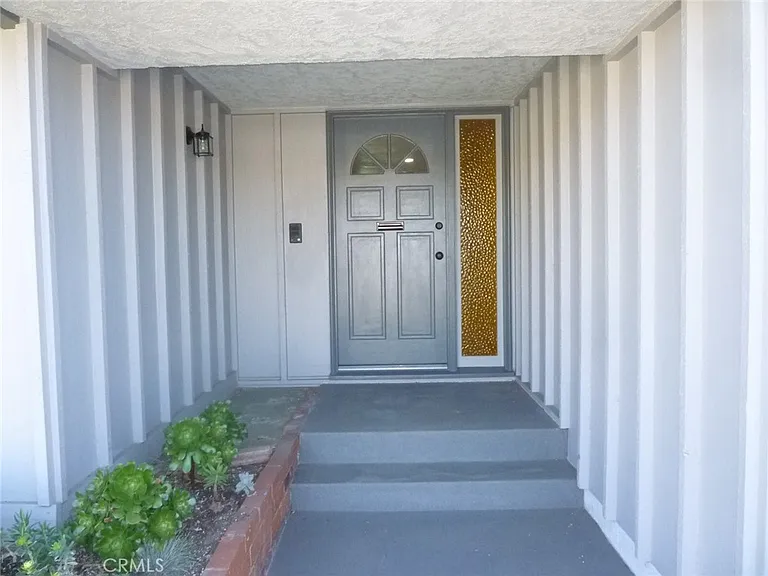 1432 W 172nd St — Photo 3