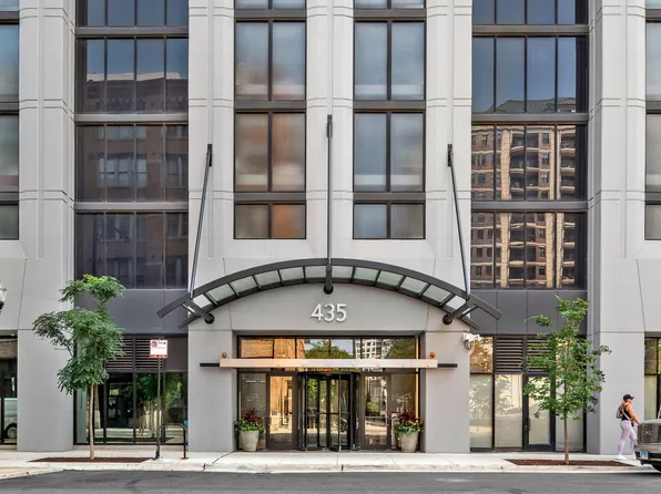 435 W Erie St APT 1102, Chicago, IL 60654