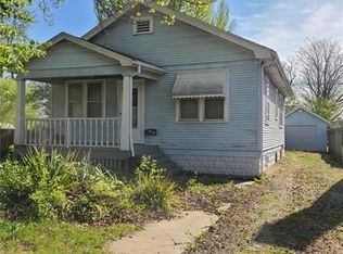 9841 Olympia St, Belleville, IL 62223