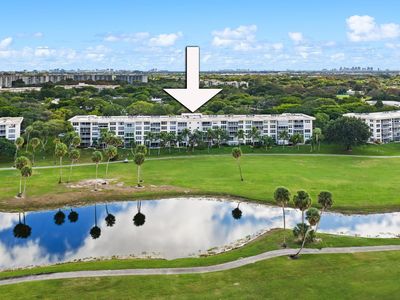 3970 Oaks Clubhouse Drive #203, Pompano Beach, FL, 33069