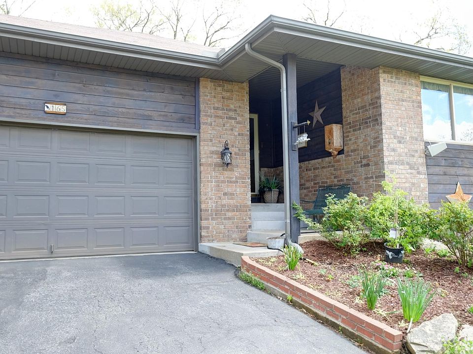 1st image of 165 Canyon Forest Way