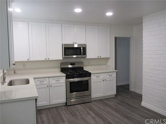 5th image of 27165 Cypress St