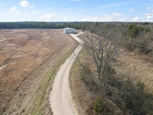 1070 County Road 3030, Bonham, TX 75418